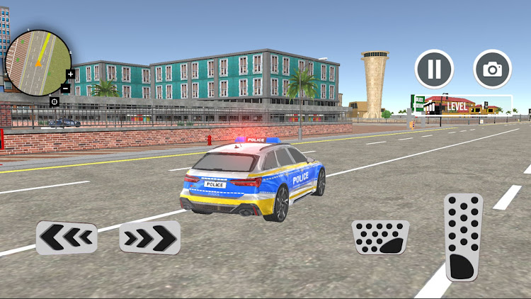 #3. City Police: Cop Car Simulator (Android) By: GamesMobIt