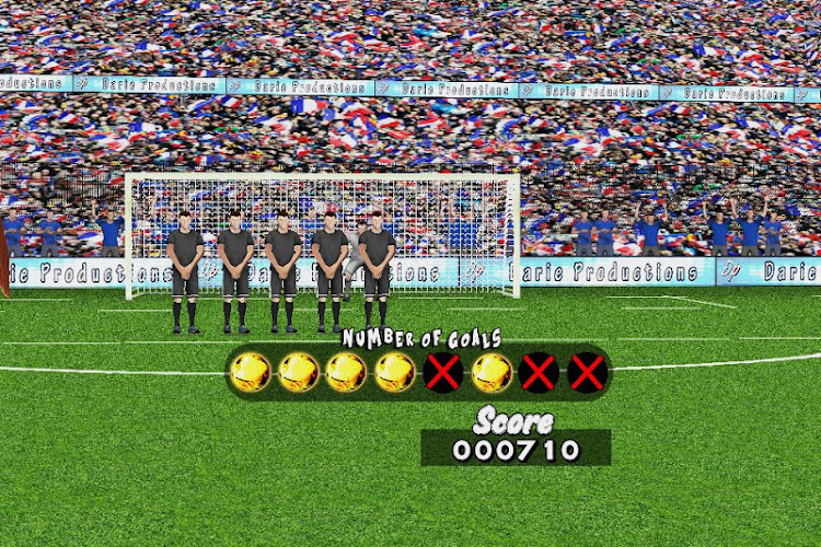 #5. Free-Kick Football Ultimate (Android) By: Darie Productions