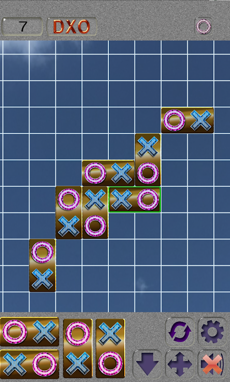 #3. Domino Tic Tac Toe (DXO) (Android) By: Mikhail Frenkel
