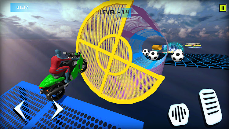 #6. Superhero Extreme Bike Stunts (Android) By: Gamezeniq Technologies