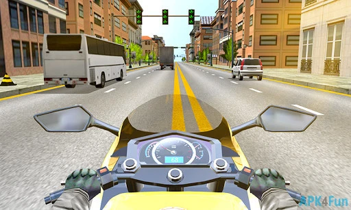 Racing in Moto Screenshot Image