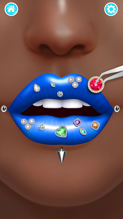 #6. Lip Art Salon: DIY Makeup Game (Android) By: Little Snail